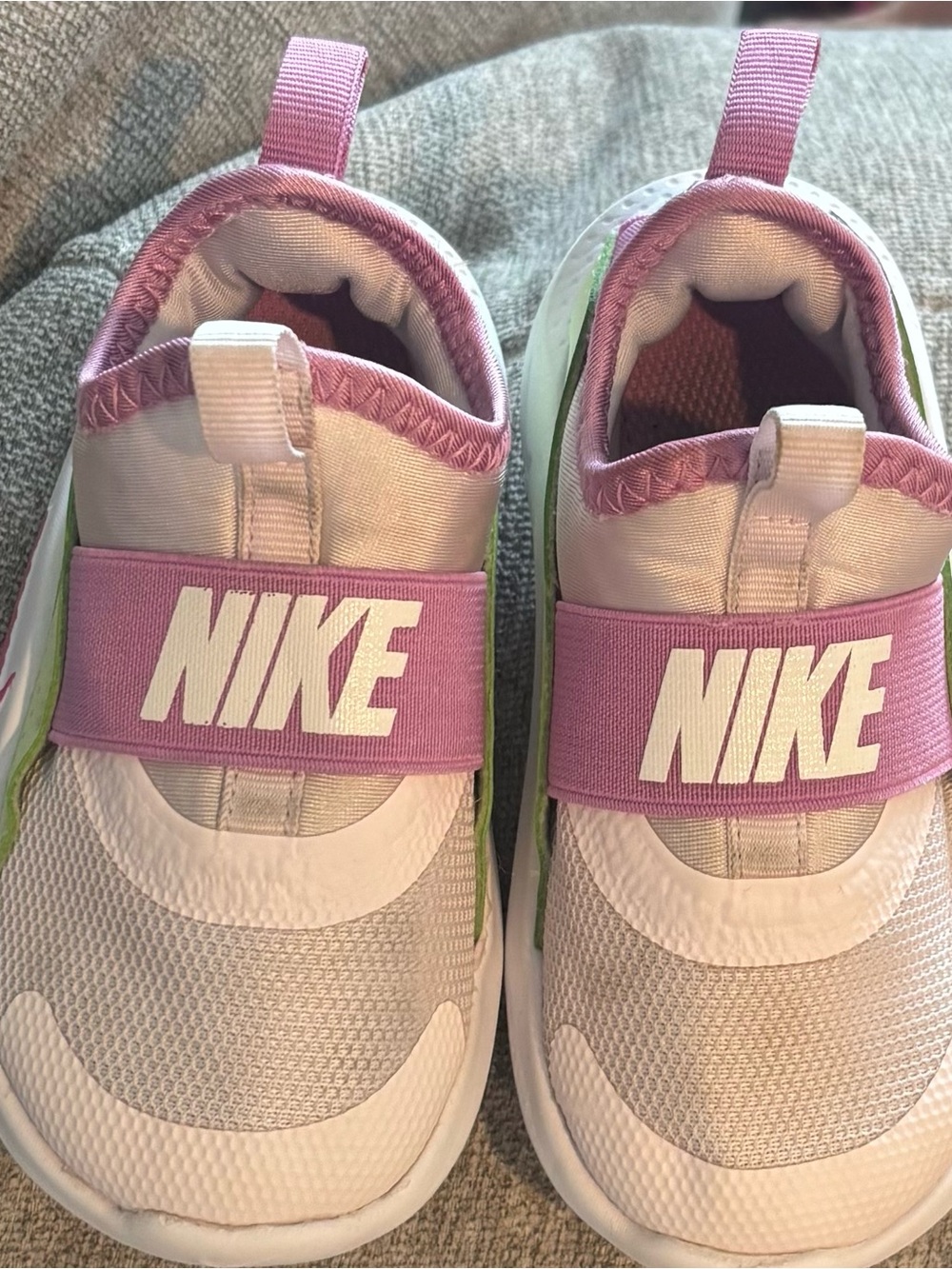 Toddler Girl’s Nike Flex Runner Slip On Sneakers